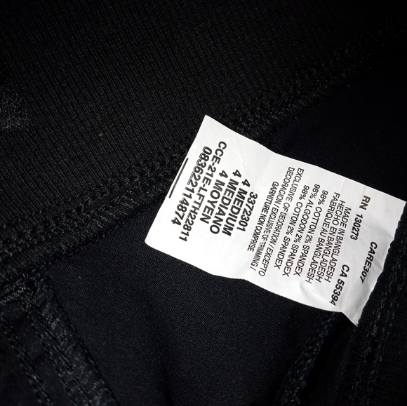 Black size 4 capris Black - Picture 3 of 3